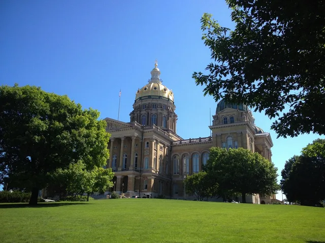 state capitol, iowa, capitol, des moines, building, dome, state, architecture, government, famous, exterior, landmark, downtown, gold, limestone, midwest, iowa, iowa, iowa, iowa, iowa, des moines, des moines, des moines. Which body can force a platform to explain a ban depends on where you are located